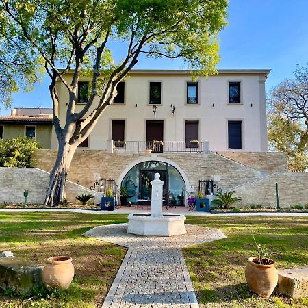 Bastide Beaudinard Bed & Breakfast Aubagne Exterior photo